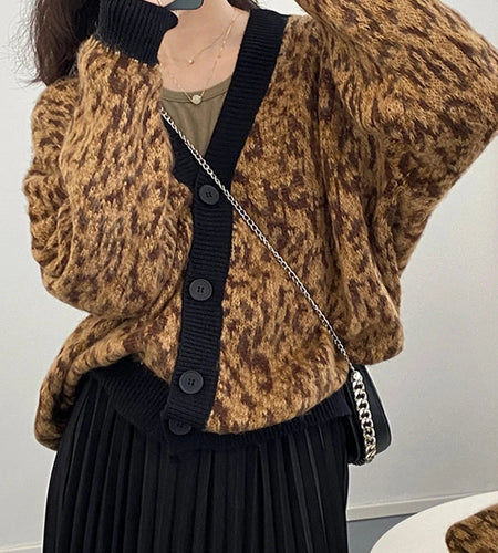 Spring Leopard Patchwork Cardigan Single Breasted Oversized Jacket Loose Warm Knitted Cardigan for Women C-047