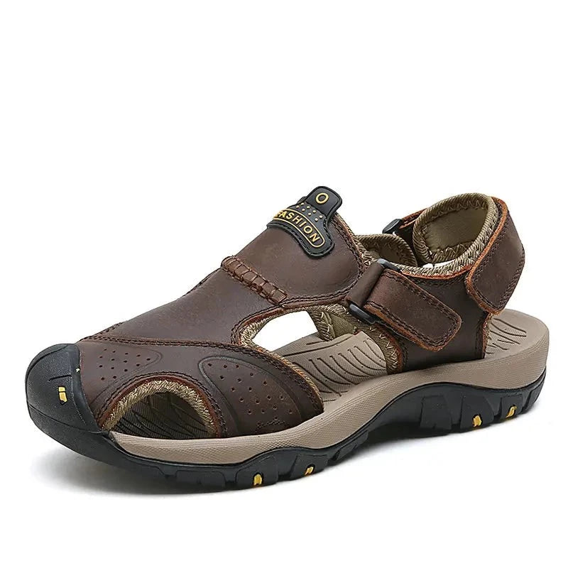 Mens Outdoor Trekking Sandals Summer Breathable Flat Light Fashion Beach Shoes Genuine Leather Luxury Men Sandals v2