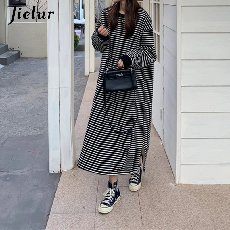 Fleece White Black Striped Hoodies Female Fashion Loose O-neck Maxi Sweatshirt High Street Pullover Women Long Hoodie