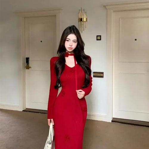 Load image into Gallery viewer, New Solid Flower Decorate V Neck Long Sleeve Knitted Dress Autumn Winter French Fashion Slim Long Sleeves Elegant Wrap Hip Dress
