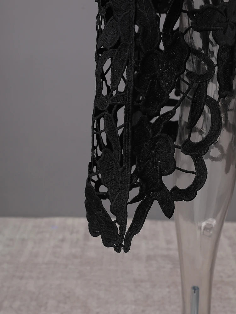 Women Black Lace Hollow Out Perspective Big Size Dress New Round Neck Sleeveless Fashion Tide Spring Summer 2025 1DJ0243