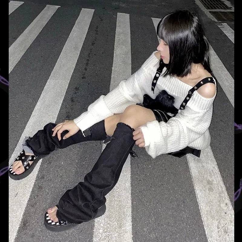 Harajuku Punk Knitwear Women Off Shoulder Belted Thin Sweater Cross Fur Patch 2025 Autumn Loose Gothic Y2k Pullover
