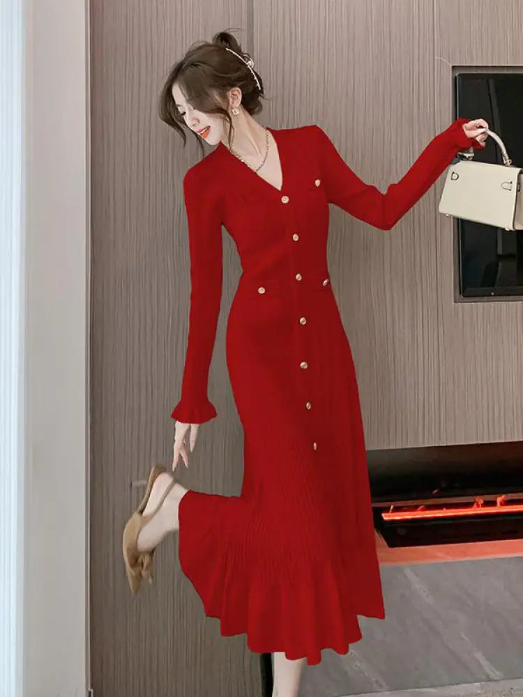 Autumn French Solid V-neck Elegant Ruffles Knit Dress Women Slim Long Sleeve Single Breast Fishtail Dress 2024 New Fashion Trend
