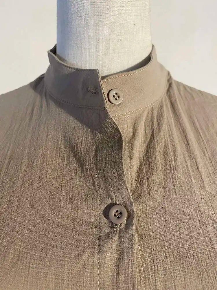 Women Khaki Split Pleated Long  Dress New Stand Collar Sleeveless Loose Fit Fashion Tide Spring Summer 2025 1Y353