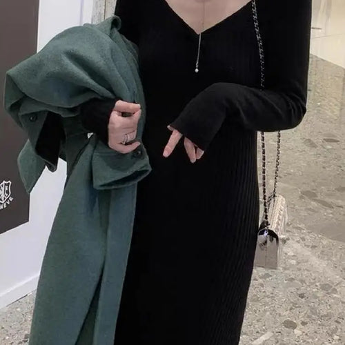 Load image into Gallery viewer, Vintage Solid Festival Slim Long Sleeve Square V Neck Midi Dress 2023 Fall Winter Evening Party Elegant Dress Simplicity Popular
