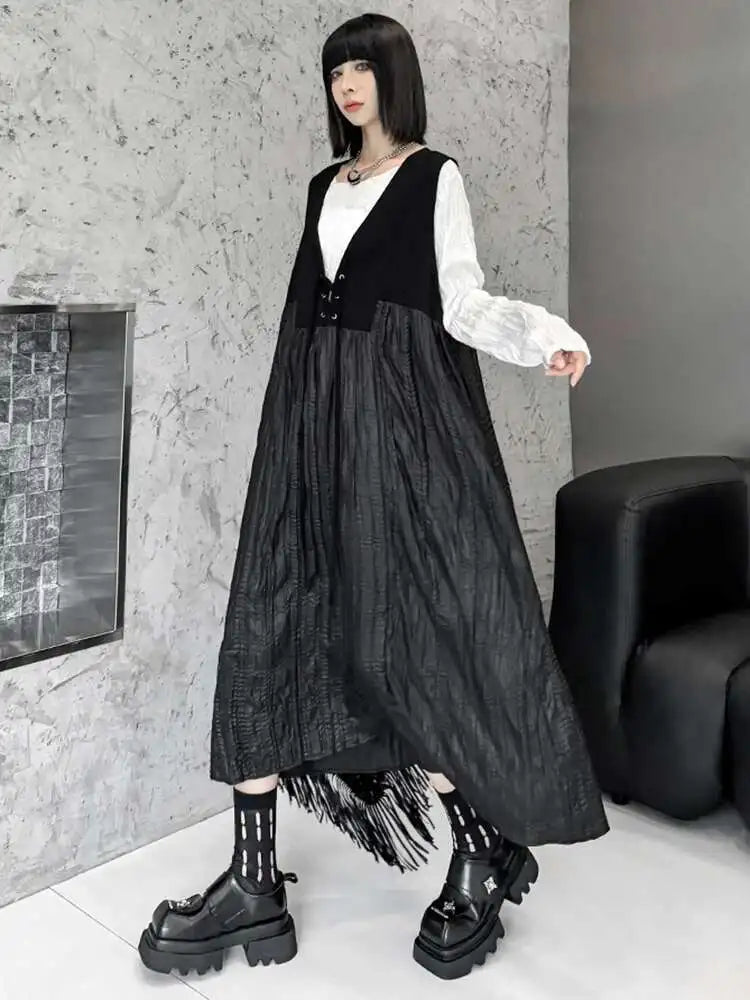 Women Black Bandage Pleated Spliced Big Size Midi Dress New V-Neck Sleeveless Fashion Tide Spring Autumn 2025 1DJ077701