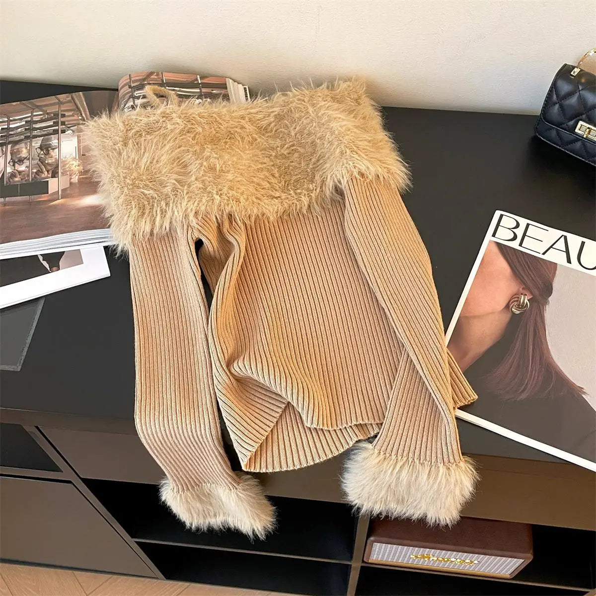 Autumn Winter Beige Blue Elegant Plush Neck Off Shoulder Short Knitted Sweater Korean Women's Brown Long Sleeved Pullover Tops