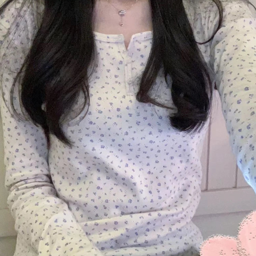 Load image into Gallery viewer, Korean Women Tshirts Long Sleeve Floral Tees 2024 Ropa Mujer Tunic O-neck Fashion T Shirts Y2k Tops Vintage Casual Sweet T-shirt
