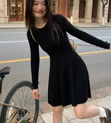 Autumn Winter Black Round Neck Long Sleeve Knitted Short Dresses Women Grey Elegant High Waist Pleated A-line Mini Dress Fashion