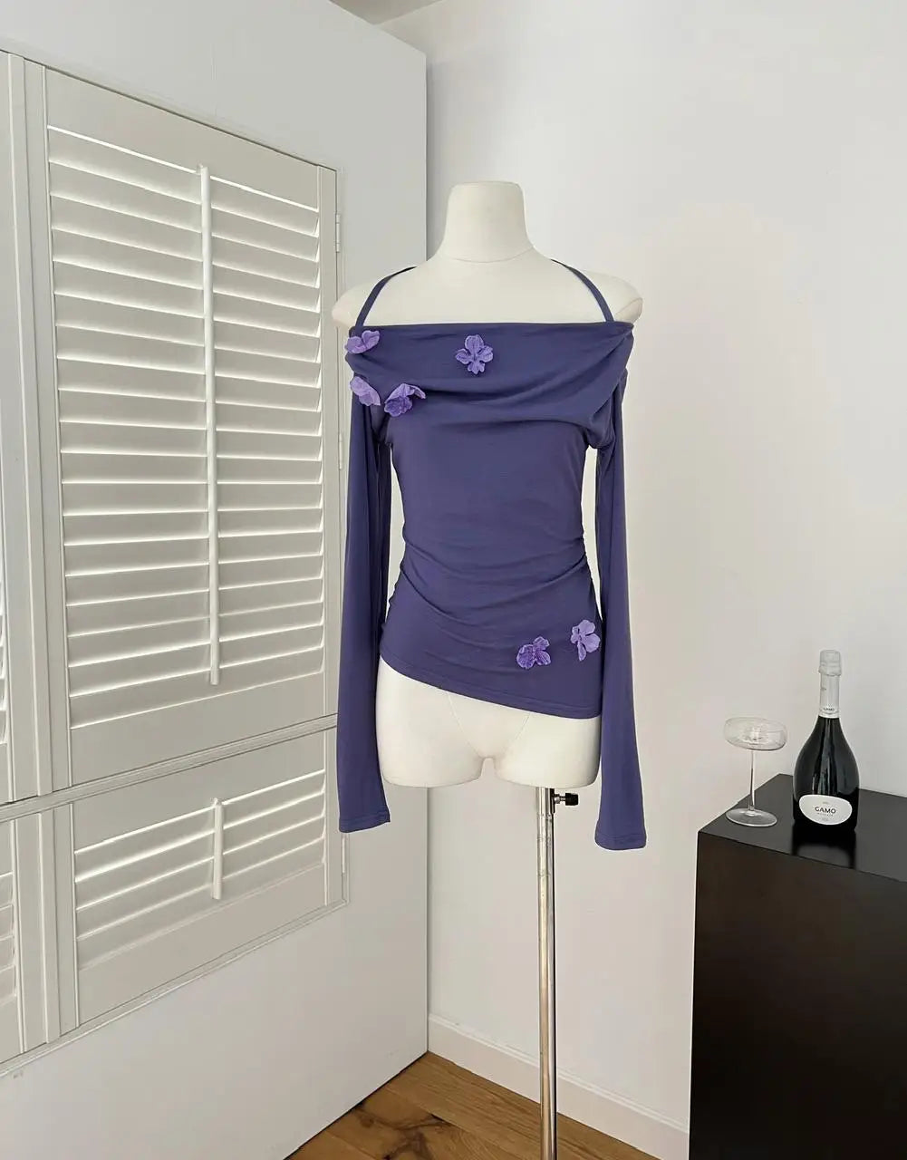 French Women Beige Flower Decorate Slim Pleated Short Tops Spring Autumn Purple Elegant Long Sleeve Off Shoulder Halter T Shirt