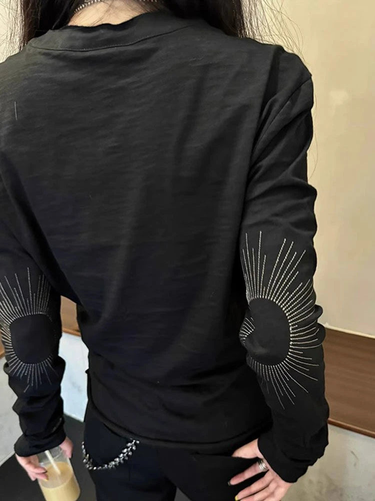 2025 Women Streetwear Embroidery Grunge T-shirts Loose Single Breasted Autumn Black Tops Y2k Aesthetic Casual Style Vintage Tees