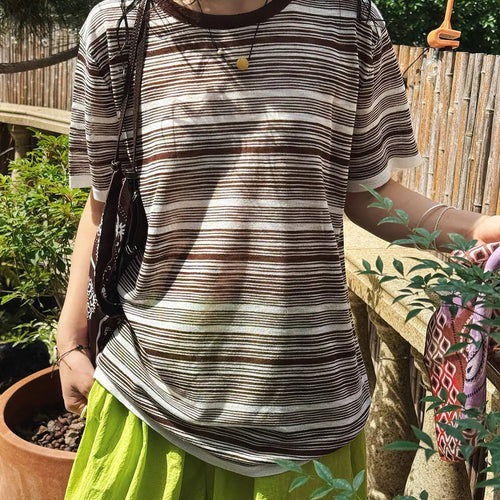 Load image into Gallery viewer, Women Black Coffee Striped Thin Knitting T-shirt New Round Neck Short Sleeve Fashion Tide Spring Summer 2025 1DJ1529
