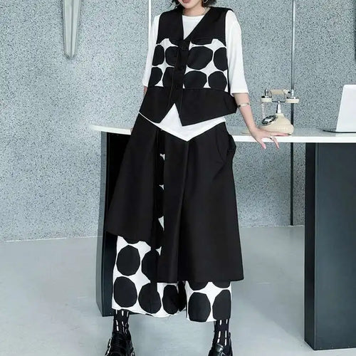 Load image into Gallery viewer, Big Size Black Dot Vest Wide Leg Pants Two Piece Suit New V-Neck Sleeveless Women Fashion Tide Spring Autumn 2025 1DJ1039
