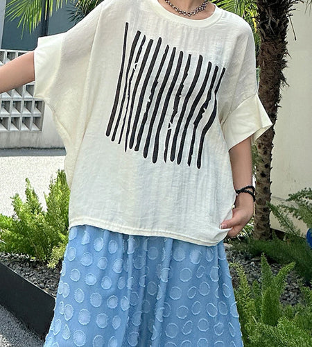 Women Beige Striped Printed Big Size Thin T-shirt New Round Neck Half Batwing Sleeve Fashion Spring Summer 2025 1DJ1570