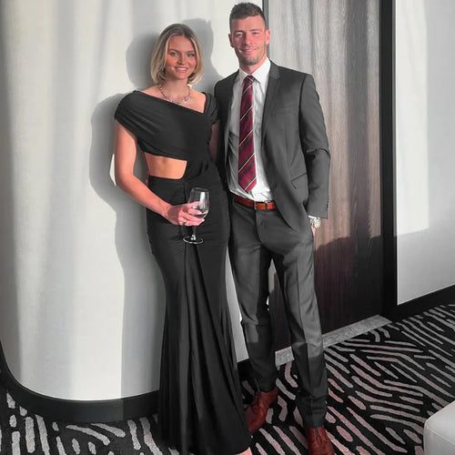 Load image into Gallery viewer, Sexy Sleeveless Hollow Out Pleated Patchwork Maxi Dress For Women High Waist Off-shoulder Slim Club Party Long Dress
