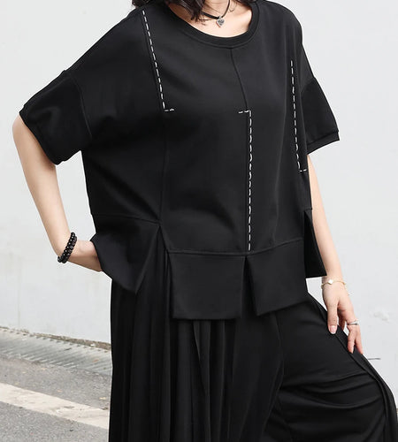 Women Black Topstitched Irregular Slit Big Size T-shirt New Round Neck Short Sleeve Fashion Spring Summer 2025 1DJ0208