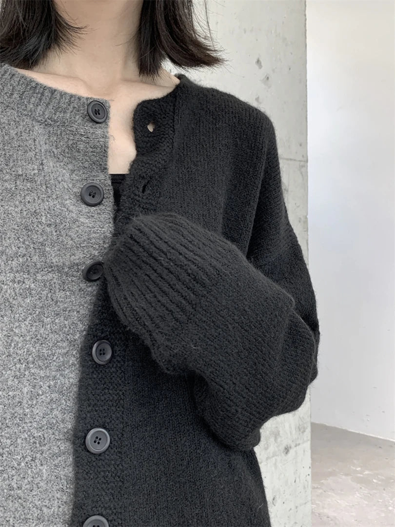 Color-block Big Size Knitting Cardigan Sweater Loose Fit --Neck Long Sleeve Women New Fashion Autumn Winter 2025 1DF2470