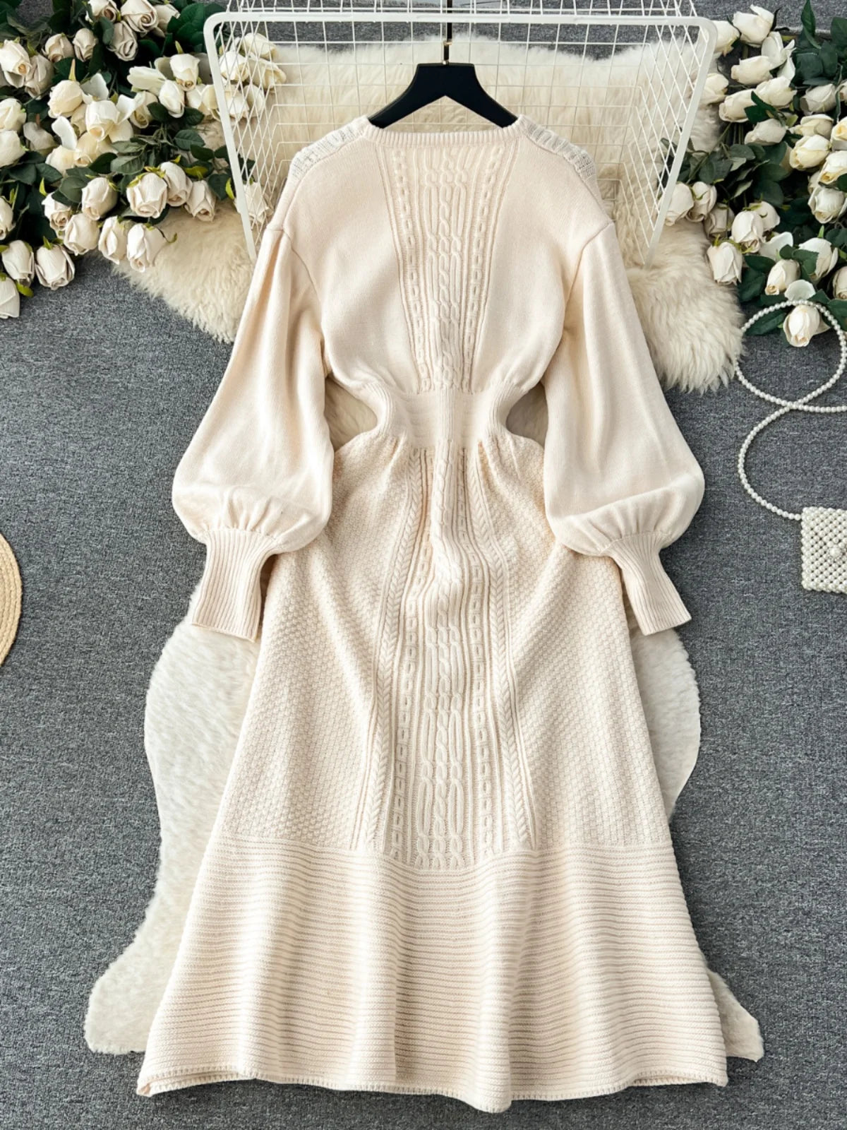 French Vintage Autumn Winter Black Beige Elegant Long Sleeve Vacation Knit Dress Women Khaki Round Neck High Waist Office Dress