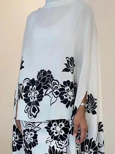 Load image into Gallery viewer, Fashion Muslim Abaya Tops Skirts Loose Two Piece Set  Autumn Spring Flower Print Women’s Muslim Outfits Set 2025 New
