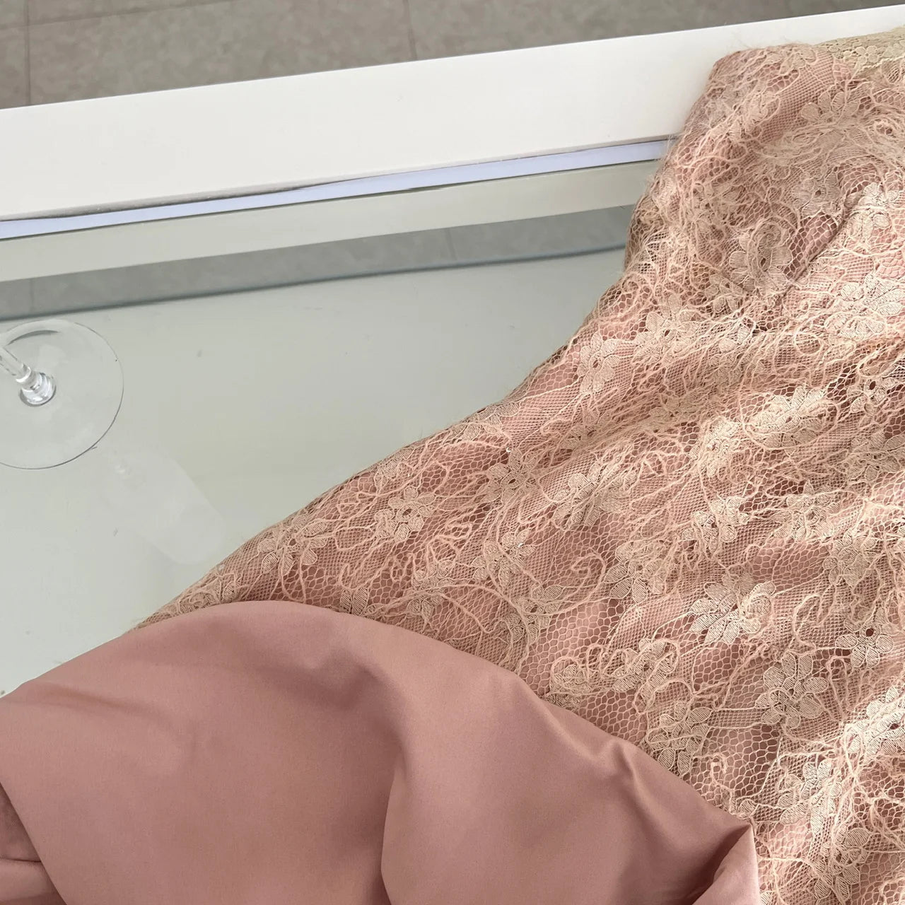 French Vintage Brown Lace Elegant Sexy Club Sleeveless Short Dresses Women Summer Off Shoulder Hollow Out Zipper Mini Dress Chic