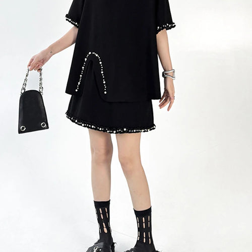 Load image into Gallery viewer, Black Pearled T-shirt Mini Skirt Two Pieces Suit New Round Neck Short Sleeve Women Fashion Spring Summer 2025 1DJ1124
