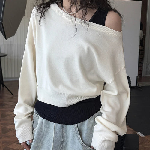 Load image into Gallery viewer, Black Color-block Knitting Sweater Irregular Neck Long Sleeve Women Pullovers New Fashion Tide Spring Autumn 2025 1DJ0158
