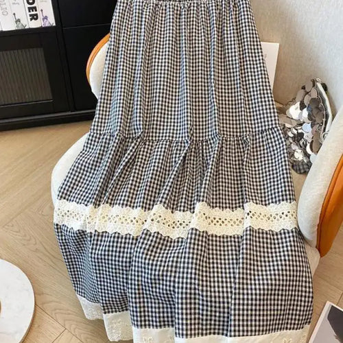 Load image into Gallery viewer, French Sweet Black Plaid Patchwork Lace Hollow Out High Waist Long Skirt 2025 Spring Summer New Women Holiday Pleated Skirt Slim
