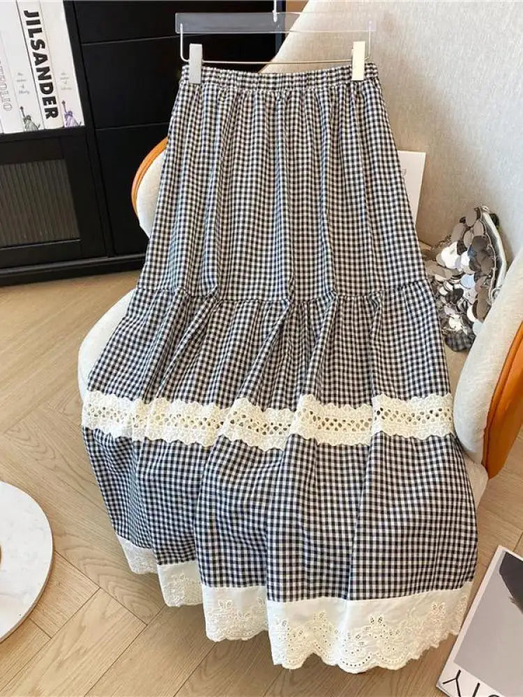 French Sweet Black Plaid Patchwork Lace Hollow Out High Waist Long Skirt 2025 Spring Summer New Women Holiday Pleated Skirt Slim