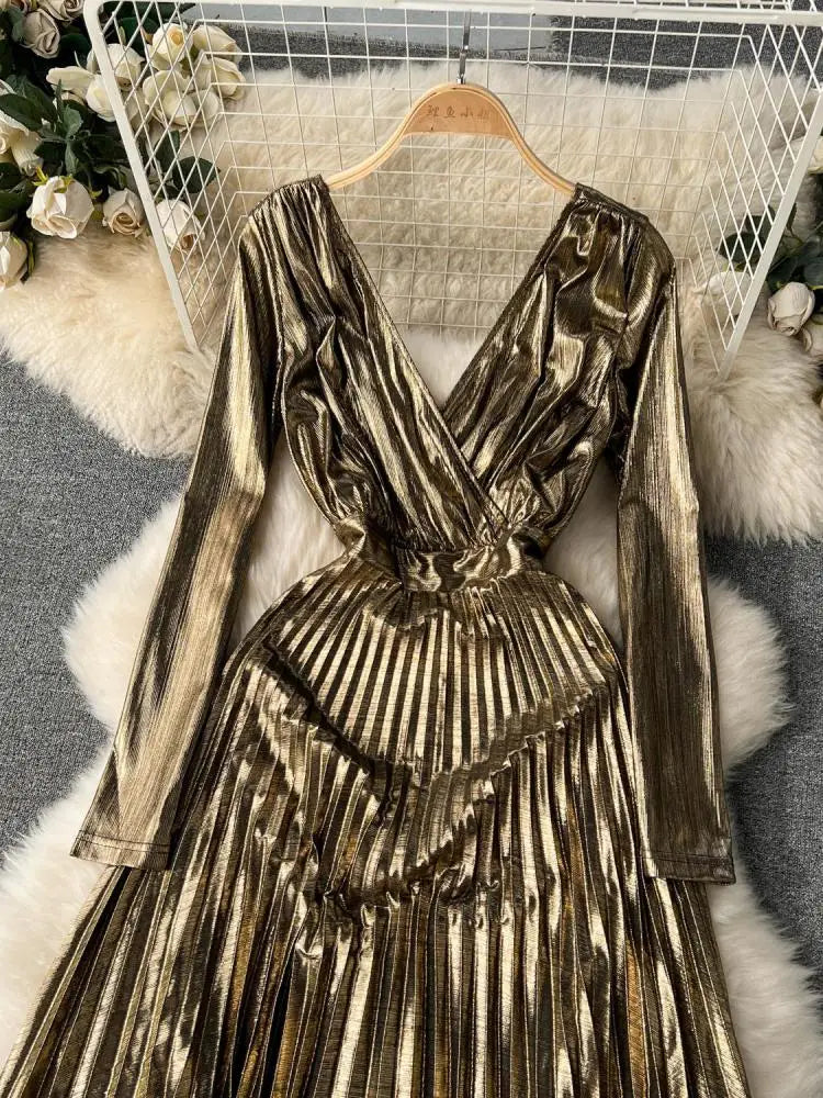 French Women Sexy Formal Green Elegant Backless Pleated Long Dress Autumn V Neck Long Sleeve Ladies Gold Evening Party Prom Gown