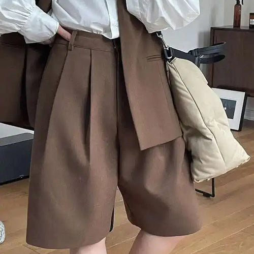 Load image into Gallery viewer, Women Gray Pleated Pocket Elegant Casual Wide Leg Shorts New High Waist Trousers Fashion Tide Spring Summer 2025 1DH4866
