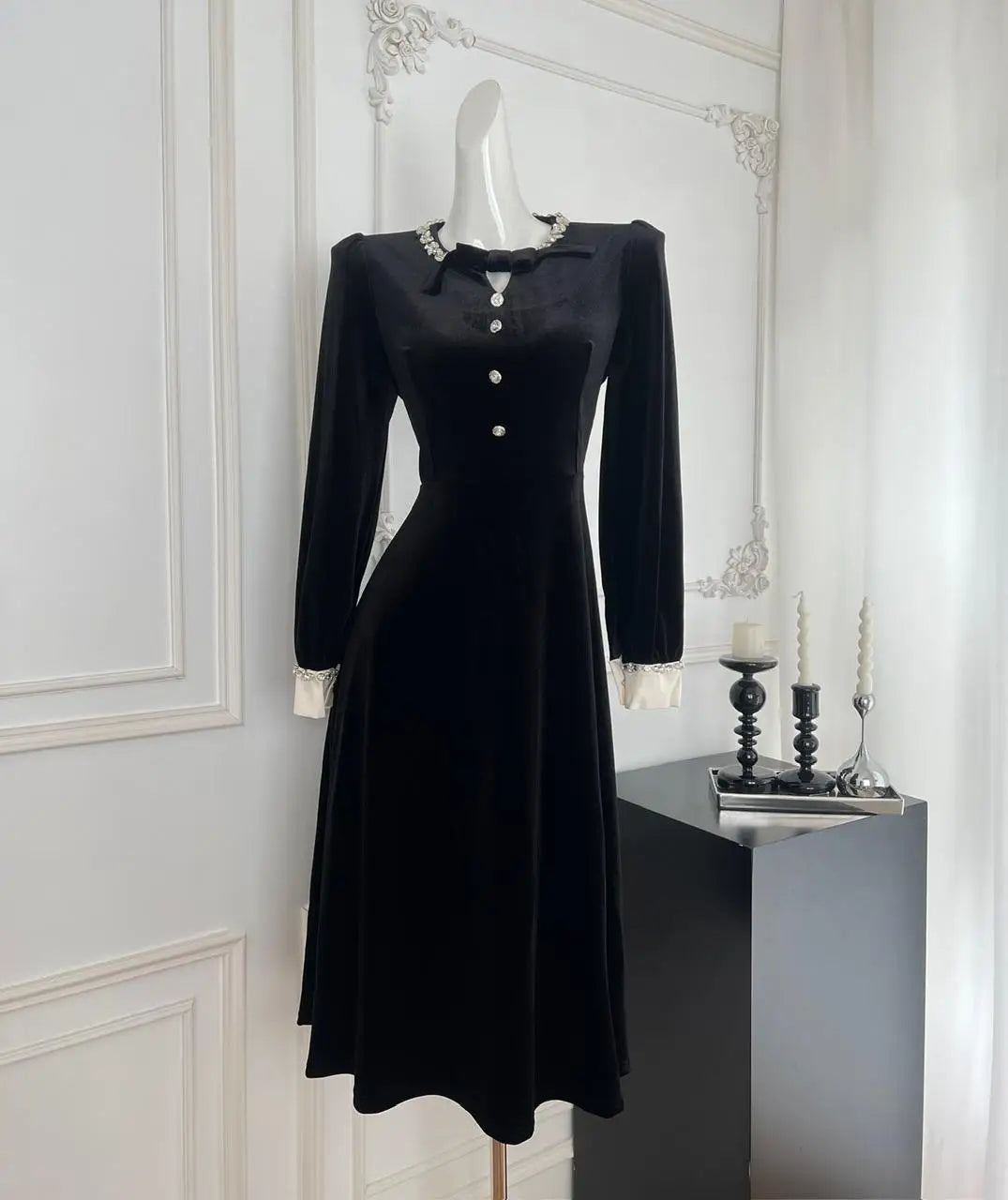 Fashion Women New Black Velvet Diamond Bow Long Sleeve Festival Pleated Dress Vintage Elegant Birthday Party Dress Autumn Winter