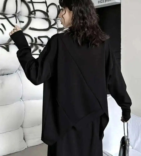 Black Topstitched Irregular Hem Sweatshirt New Round Neck Long Sleeve Women Big Size Fashion Spring Autumn 2025 1DH7646