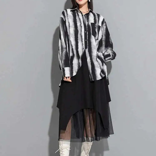 Load image into Gallery viewer, Women Striped Tie Dye Back Split Big Size Blouse New Lapel Long Sleeve Loose Fit Shirt Fashion Spring Autumn 2025 1DF6518
