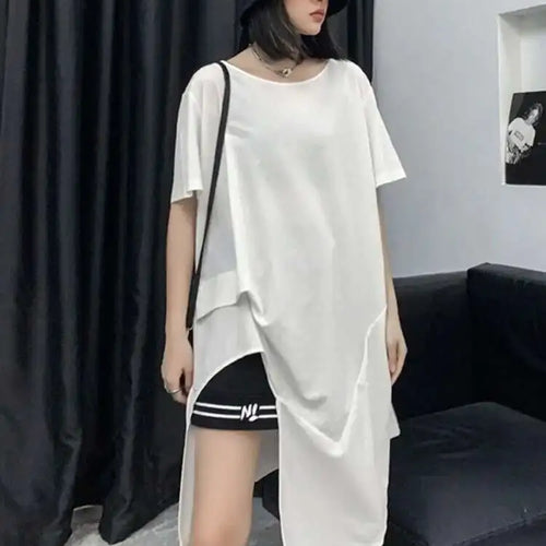 Load image into Gallery viewer, Women Black Asymmetric Hem Casual Big Size T-shirt New Round Neck Short Sleeve Fashion Tide Spring Summer 2025 1DF4786
