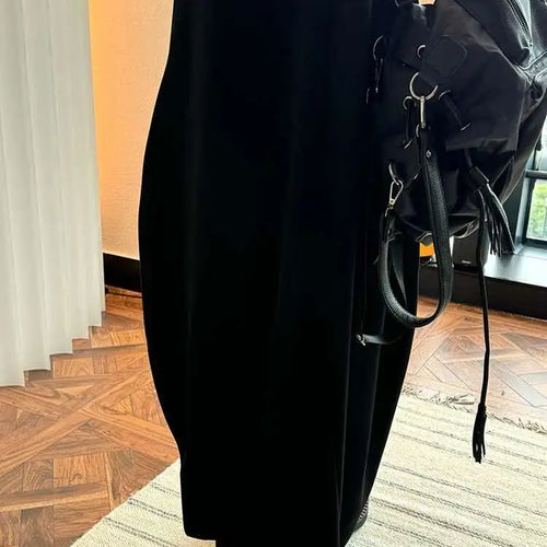 Load image into Gallery viewer, Women Black Brief Irregular Shaped Pocket Long Elegant Dress New V-Neck Sleeveless Fashion Tide Spring Autumn 2025 1DH9419
