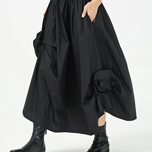 Load image into Gallery viewer, Women Black Flower Irregular Pleated Half-body Skirt High Elastic Waist Loose Fashion Tide New Spring Summer 2025 1DF9179
