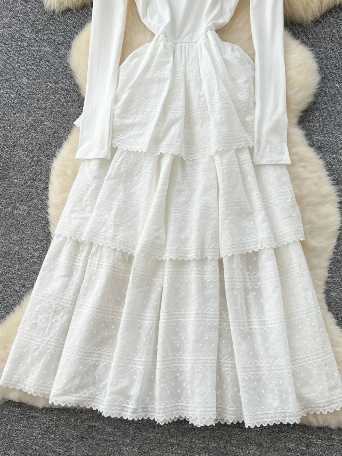 Korean Fashion Women White Embroidered Elegant Long Sleeved Pleated Cake Dress Spring Round Neck High Waist Vacation Party Dress