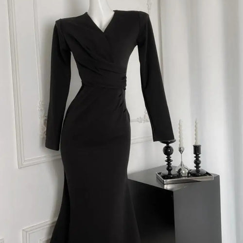 Load image into Gallery viewer, French Fashion Women's Beige V Neck Long Sleeve Dress 2024 Autumn New Black High Waist Wrapped Hip Pleated Fishtail Dress Simple
