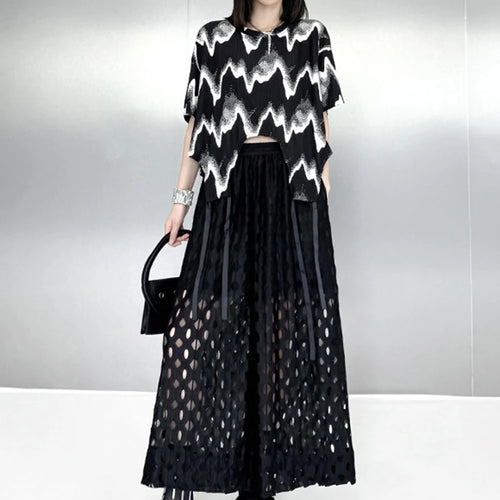 Load image into Gallery viewer, Women Black Striped String Big Size Short T-shirt New Round Neck Short Sleeve Fashion Tide Spring Summer 2025 1DJ0168
