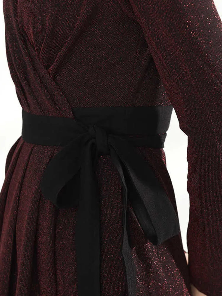 Women Long Wine Red Shining Bandage Long Trench New V-collar Long Sleeve Loose Windbreaker Fashion Spring 2025 JO57203