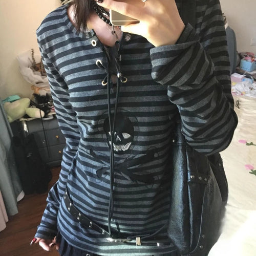 Load image into Gallery viewer, Stripe Grunge T-shirt Women Harajuku Vintage Punk Skull Print Tops Casual Y2k Aesthetic Streetwear Loose Gothic Bandage Tshirts
