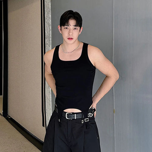 Load image into Gallery viewer, Personality Men&#39;s Wear Slim Vest Round Neck Irregular Hem Metal Buckle Tank Top Summer Stylish Male Sleeveless Top 5937
