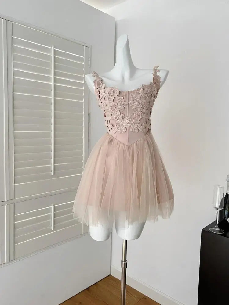 Summer French Vintage Khaki Patchwork Mesh Elegant Slim Party Mini Dress Women White High Waist Sleeveless Slip Short Dress Chic