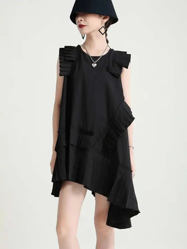 Women White Irregular Pleated Big Size Elegant Dress New Round Neck Sleeveless Fashion Tide Spring Summer 2025 1DH5375