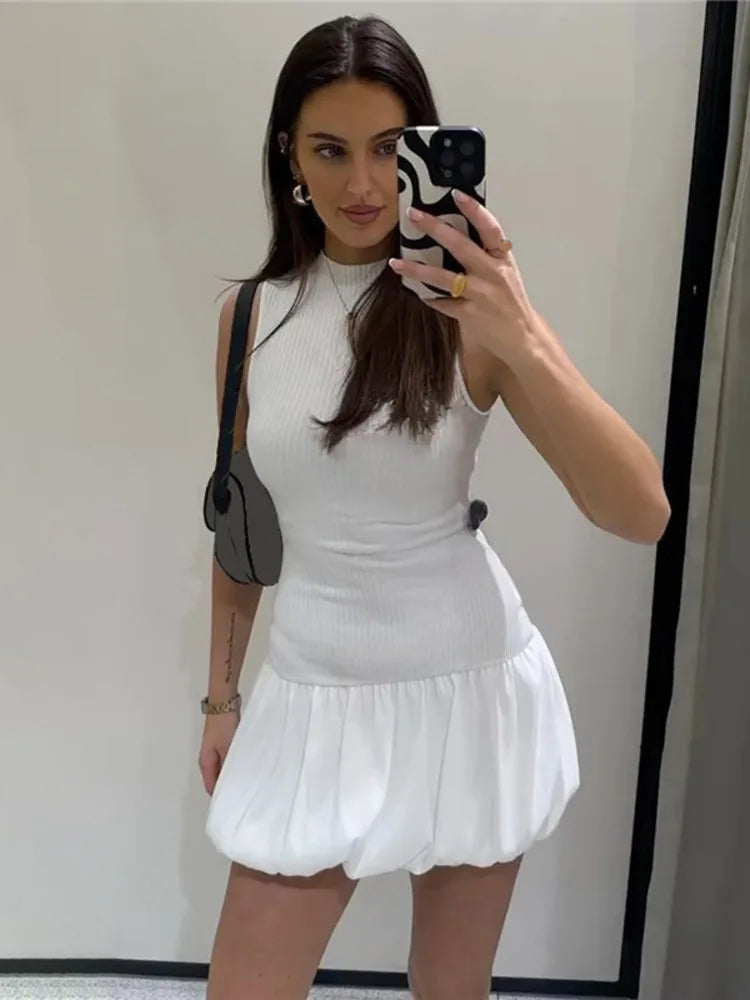 Hollow Out Backless Sleeveless Mini Dress For Women Summer New Fashion Solid O Neck Slim Pleated Dress Elegant 2024