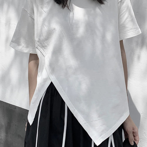 Load image into Gallery viewer, Women White Irregular Slit Hem Big Size Casual T-shirt New Round Neck Short Sleeve Fashion Tide Spring Summer 2025 1DJ1671
