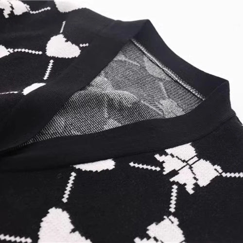 Load image into Gallery viewer, Winter Knitted Cardigan Sweater Coat Thickened Cute Bow Jacquard V-neck Cardigan Women&#39;s Jacket C-169
