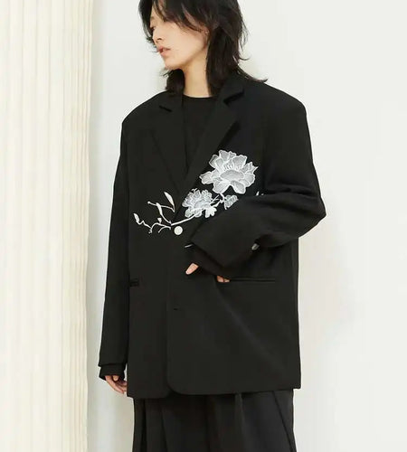Women Black Embroidery Flower Big Size Blazer New Lapel Long Sleeve Loose Fit Jacket Fashion Spring Autumn 2025 1DF3628