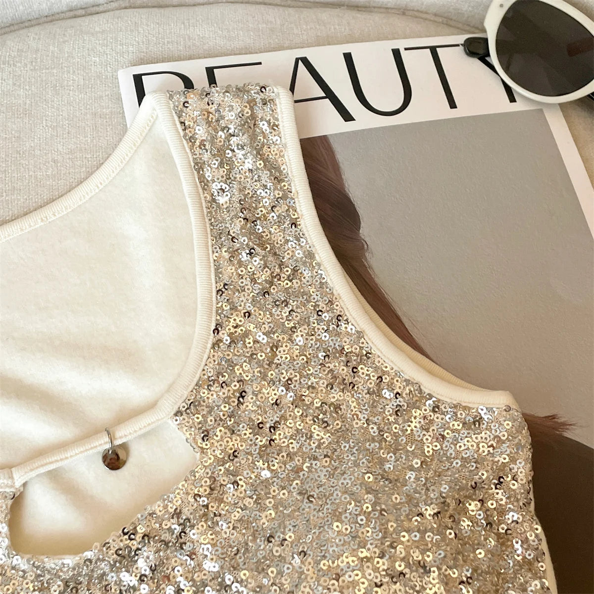 French Women Black Beige Sequin Elegant Sleeveless Vest Summer New Red Hollow Out Round Neck Holiday Short Tank Top Popular Chic