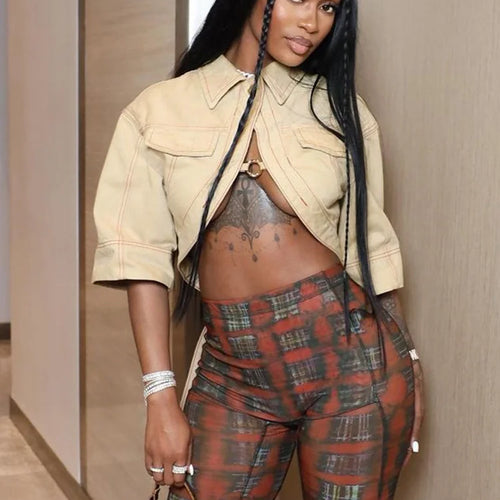 Load image into Gallery viewer, Small Personality Woman Jacker Button Metal Ring Autumn Cardigan Outdoor Street Fashion Half-Sleeved Lapel Short Coat
